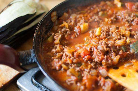 sos boloński do musaki