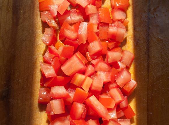 pomidory pokrojone w kostkę