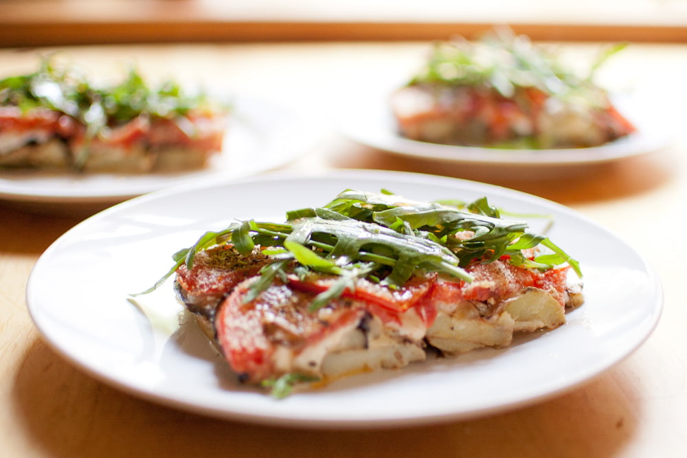 Zapiekanka z bakłażana, ziemniaków i pomidorów