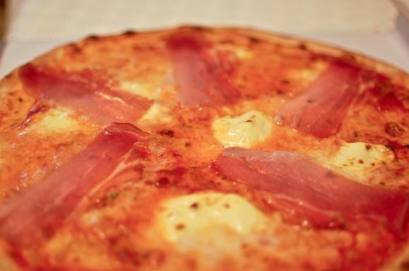 Nasza nowa ulubiona pizza - ze speckiem i mascarpone