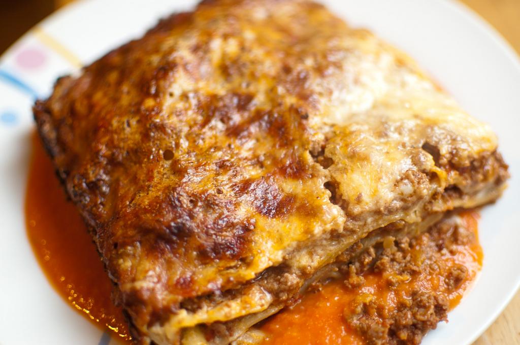 lasagne z sosem bolońskim