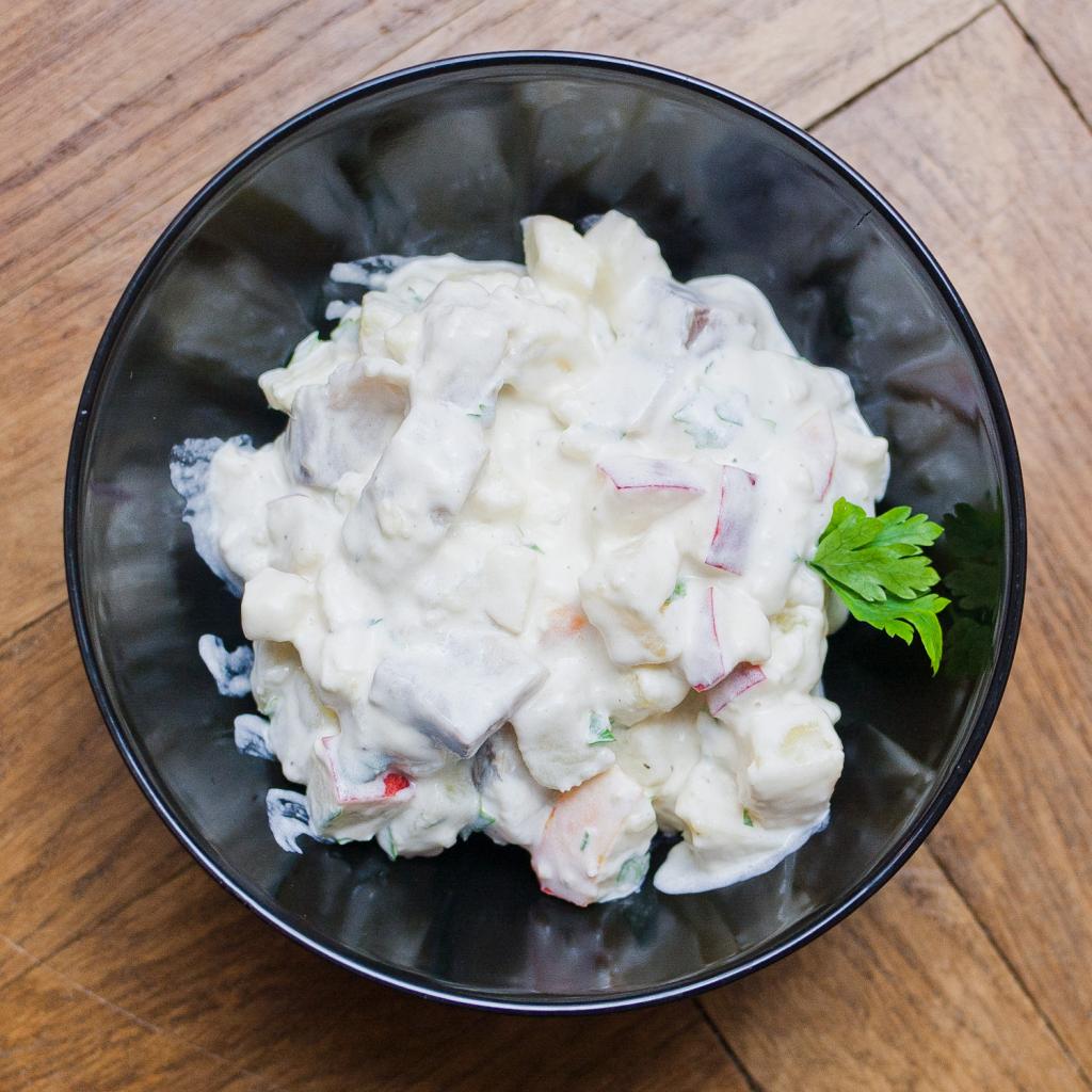 sałatka śledziowa z ziemniakami i jabłkiem