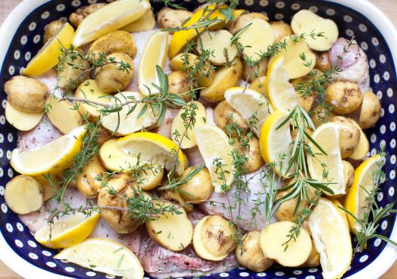 szybki kurczak cytrynowy na lato przed pieczeniem