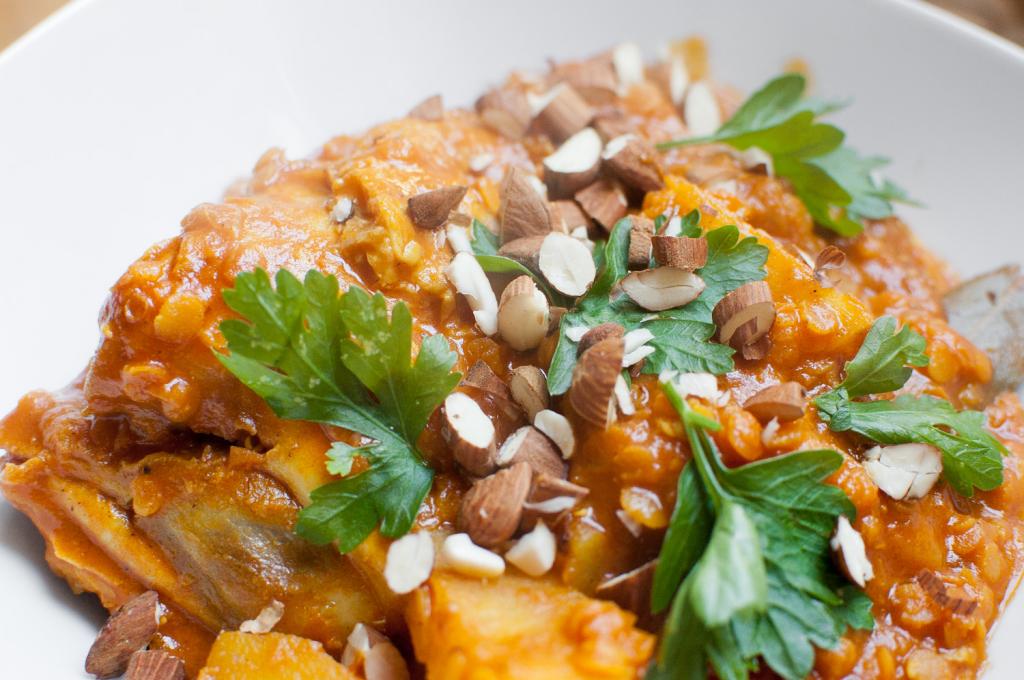 curry z kurczakiem soczewicą i ziemniakami